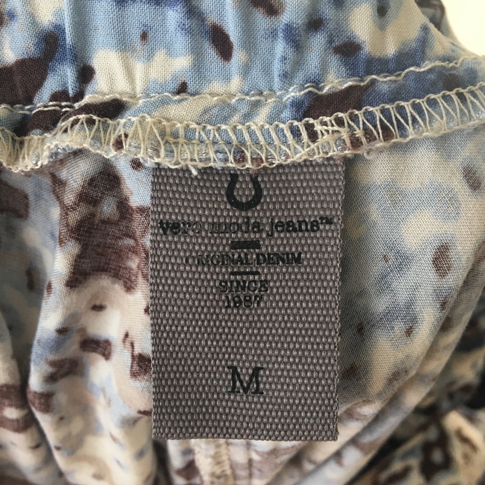 Patterned Summer Dress - Picture 5 of 5